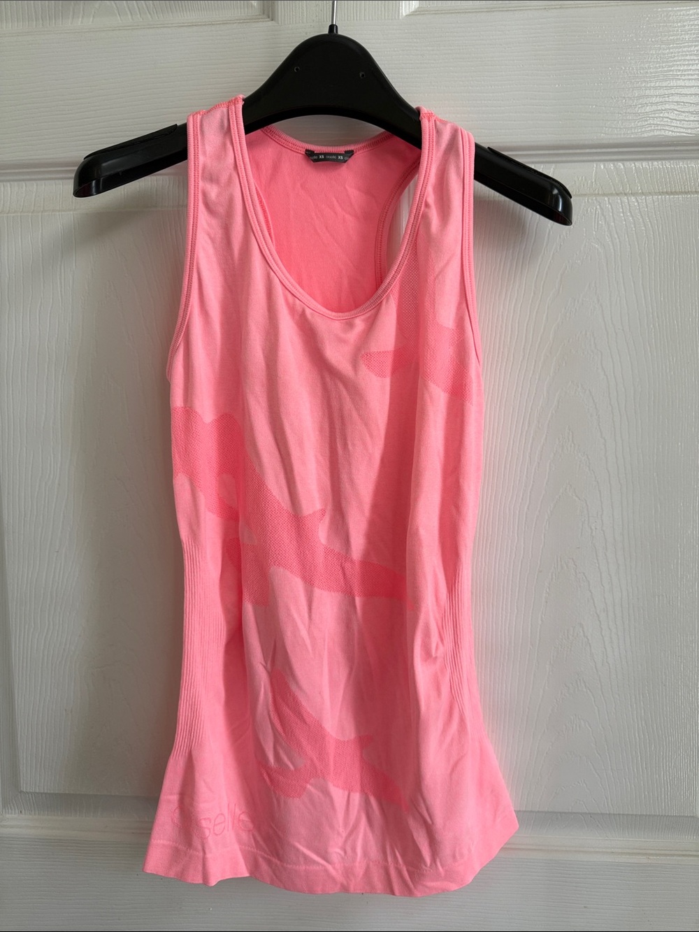 oiselle Pink Racerback Flyte Tank with Bird Pattern